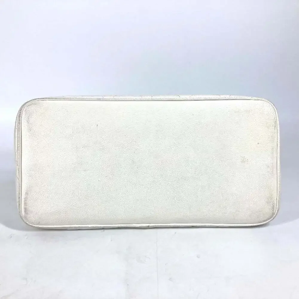 CHANEL White Caviar Leather Logo Shoulder Bag